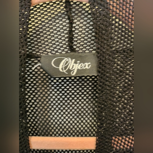 Cover up - Picture 2 of 6